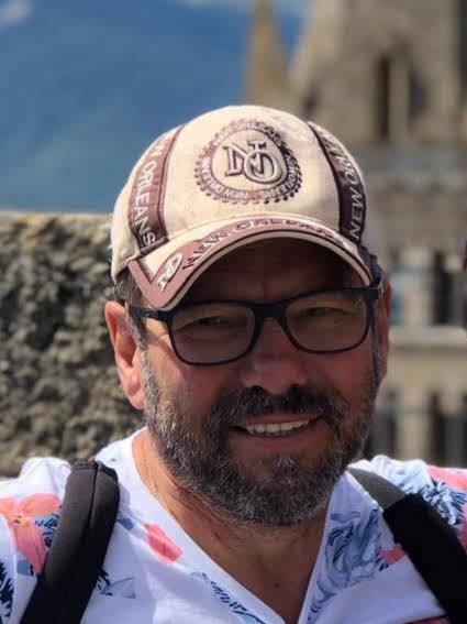 Portrait de Lionel, un homme qui partage son combat contre le cancer