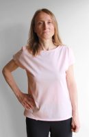 Le vêtement pour femme avec une chambre implantable