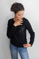 Le vêtement spécial perfusion à travers une chambre implantable, illustré d'un dessin de battante